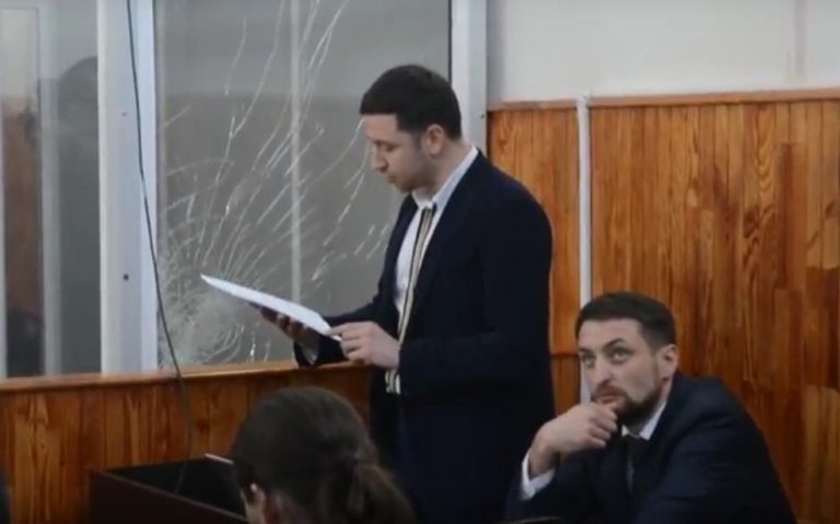 Суд повернув прокурору обвинувальний акт відносно зброяра Дубровського